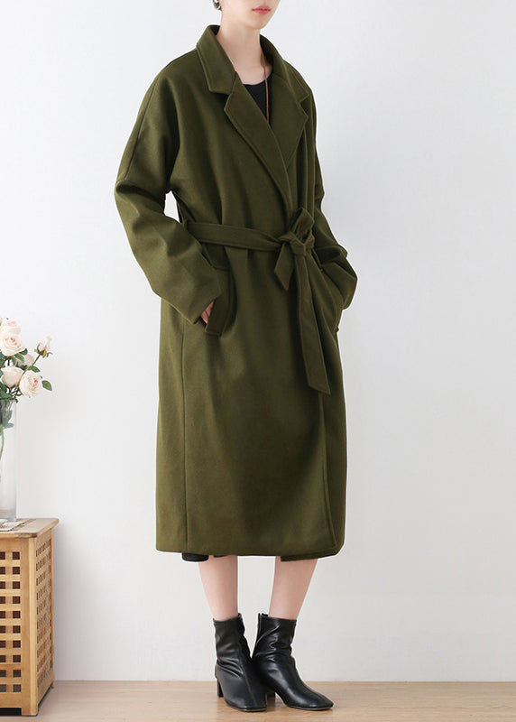 Well Tailored Coat with a Graceful Silhouette