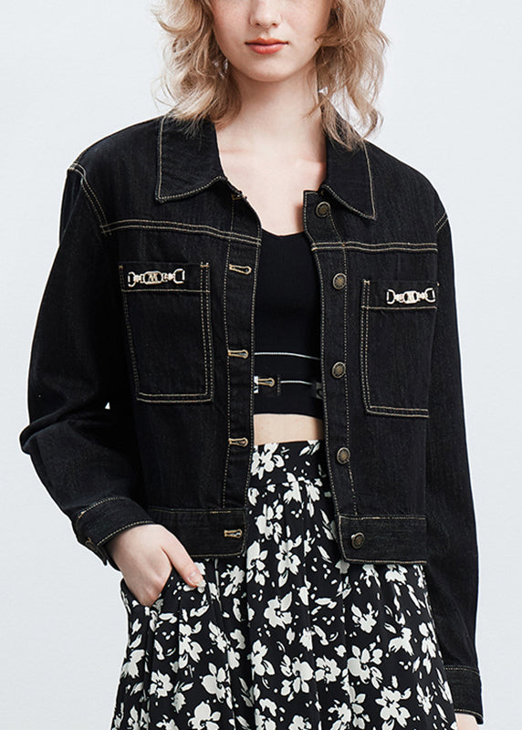 Classic Vintage & Enduringly Stylish Coat