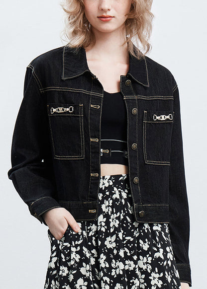 Classic Vintage & Enduringly Stylish Coat