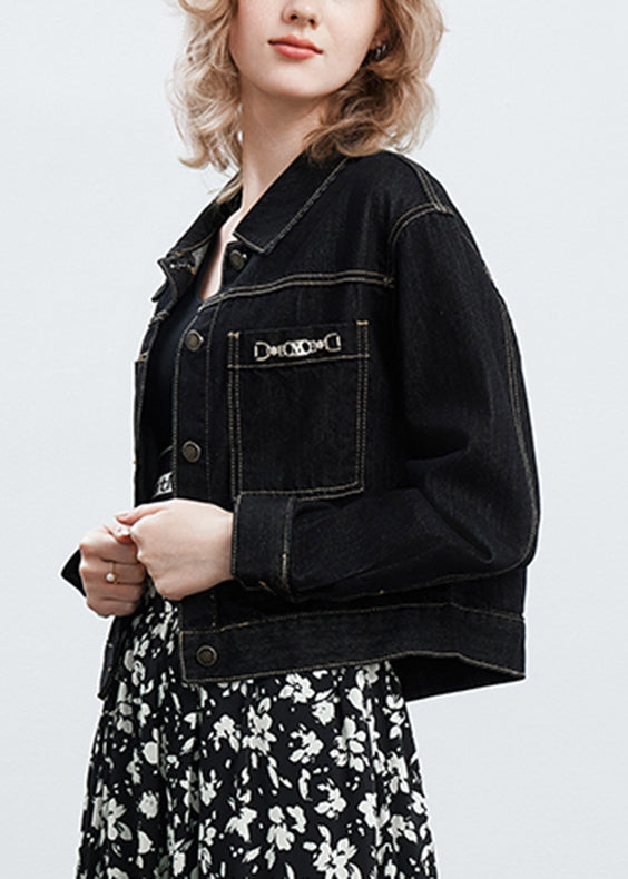 Classic Vintage & Enduringly Stylish Coat