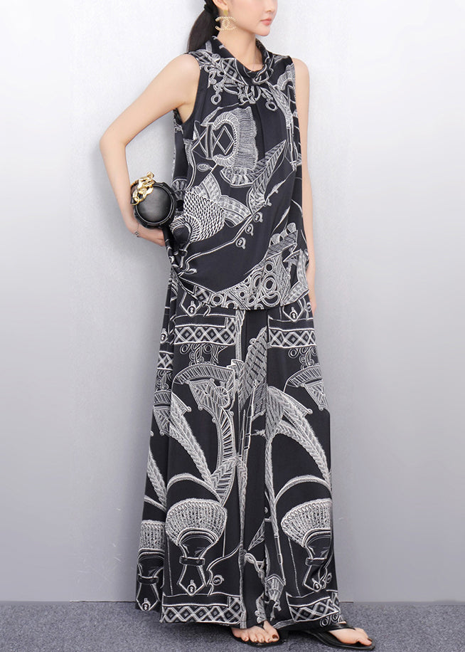 Classic Vintage Pants with a Flattering Fit