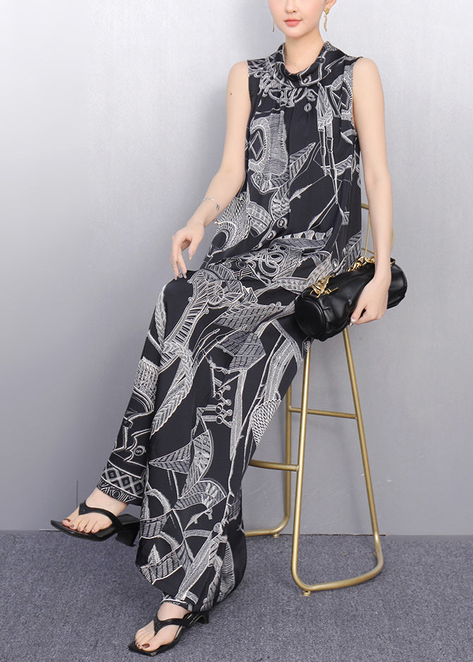 Classic Vintage Pants with a Flattering Fit