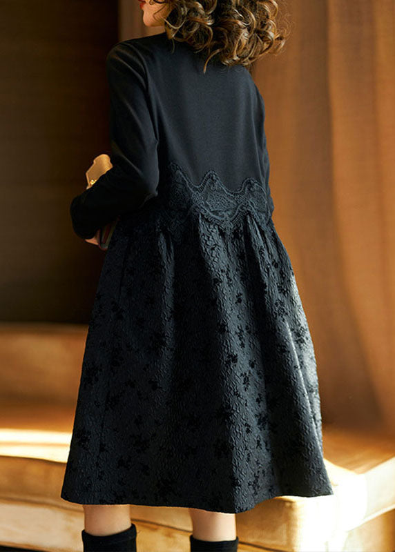 Sophisticated Dress with a Clean Classic Look