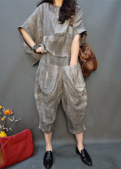 Effortlessly Elegant Pants with a Timeless Design