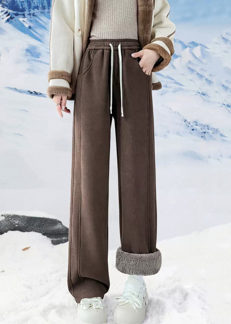 Well Tailored Pants with a Graceful Silhouette