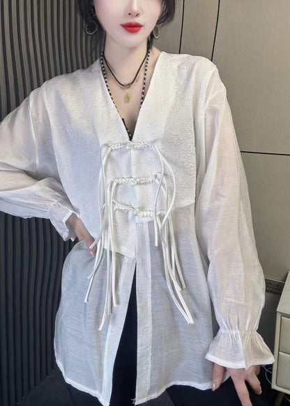 Effortlessly Elegant Top with a Timeless Design