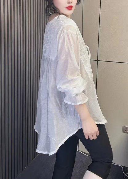 Effortlessly Elegant Top with a Timeless Design
