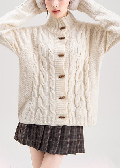 Elegantly Styled Coat for Everyday Wear