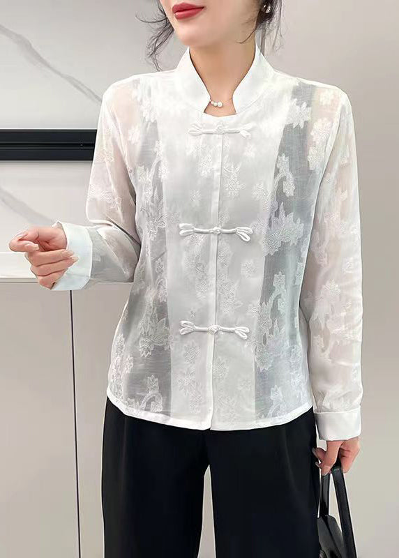 Polished Blouse with an Effortless Classic Look