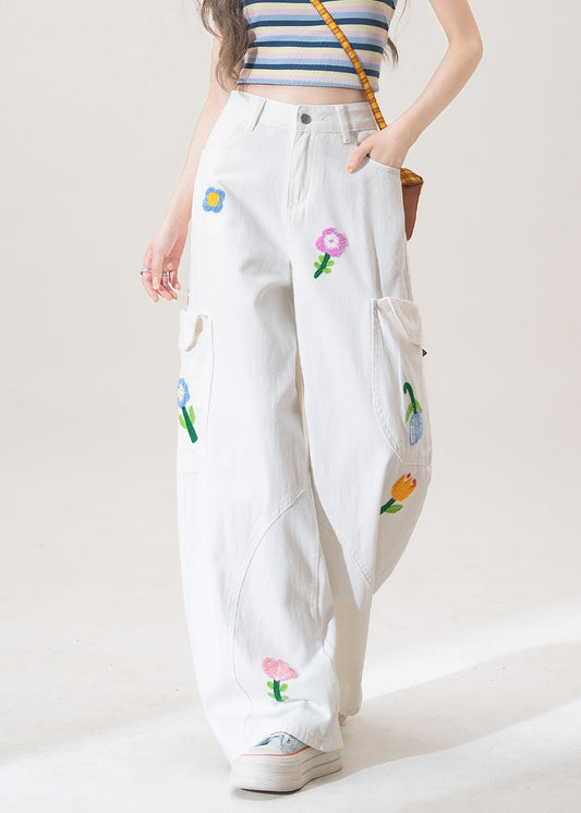 Elegantly Styled Pants for Everyday Wear