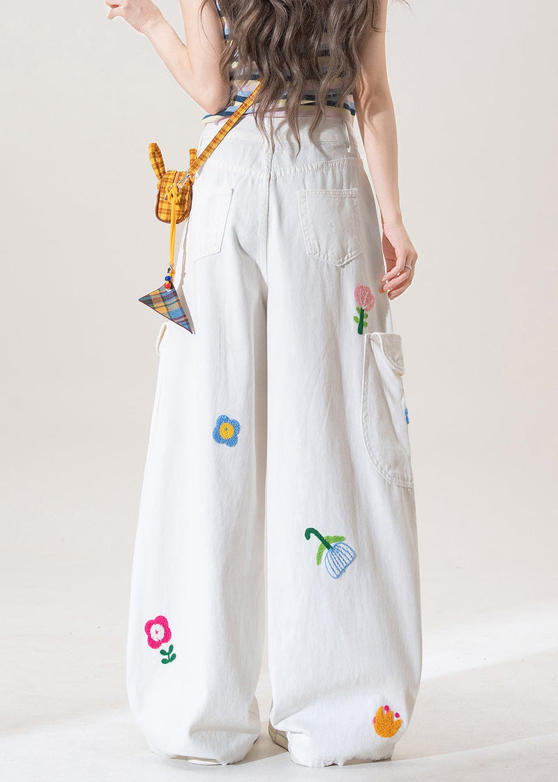 Elegantly Styled Pants for Everyday Wear