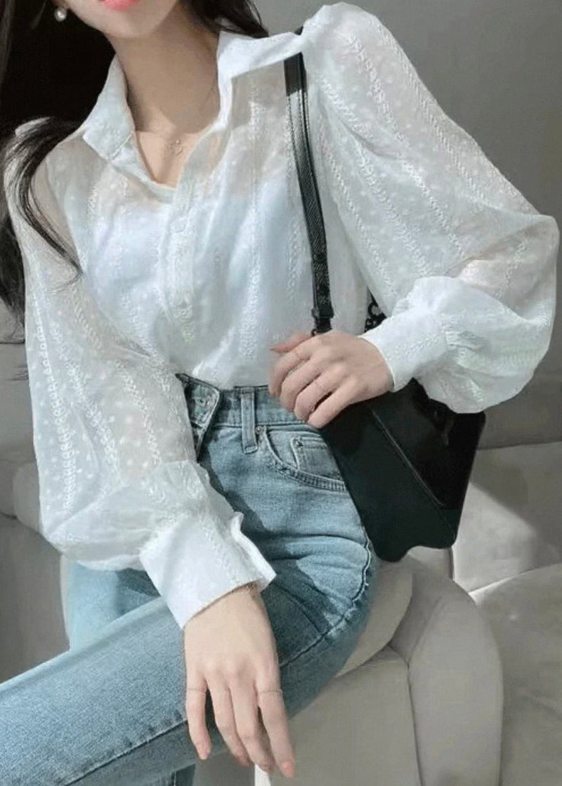 Effortlessly Elegant Shirt with a Timeless Design