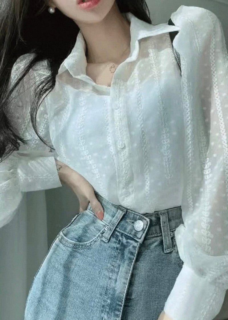 Effortlessly Elegant Shirt with a Timeless Design