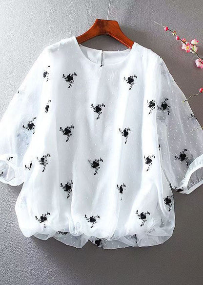 Elegantly Styled Blouse for Everyday Wear