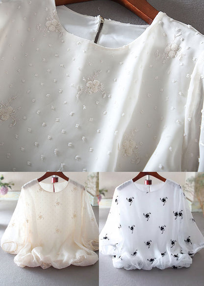 Elegantly Styled Blouse for Everyday Wear