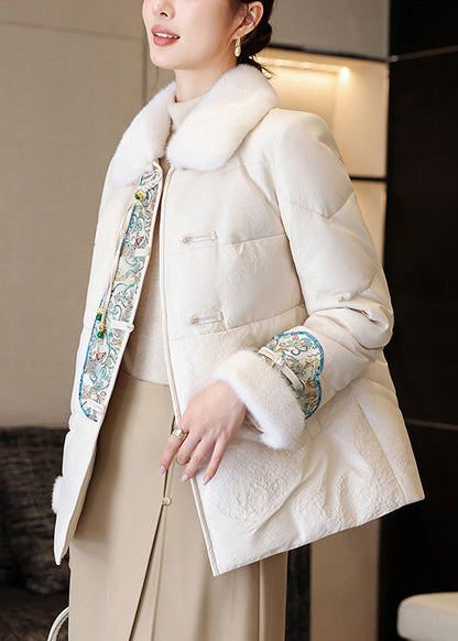 Beautifully Crafted Coat in a Classic Style