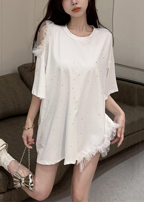 Well Tailored Top with a Graceful Silhouette