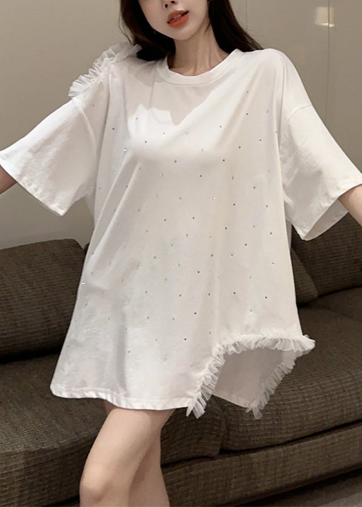 Well Tailored Top with a Graceful Silhouette