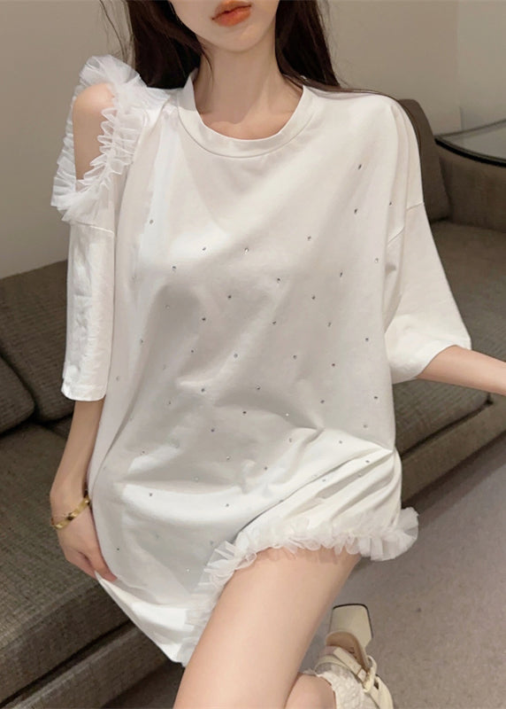 Well Tailored Top with a Graceful Silhouette
