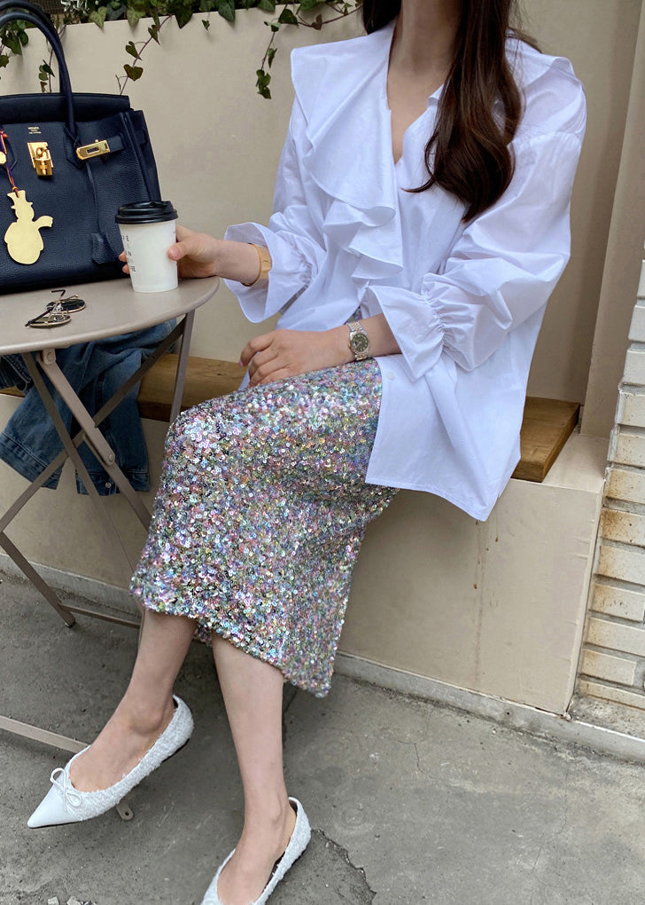 Sophisticated Blouse with a Clean Classic Look