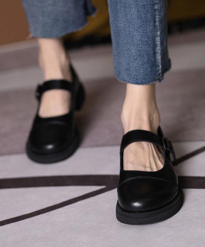 Graceful Orthopedic Shoes for Modern Look
