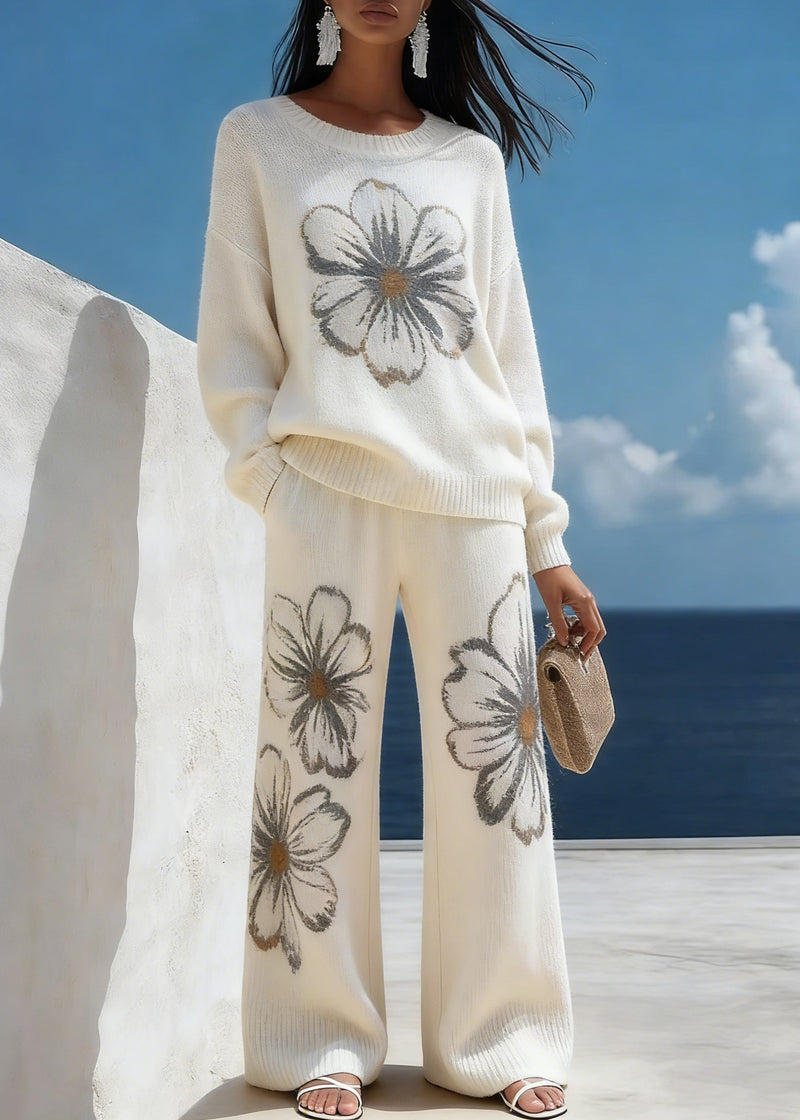 Beautiful Set with Unique Style