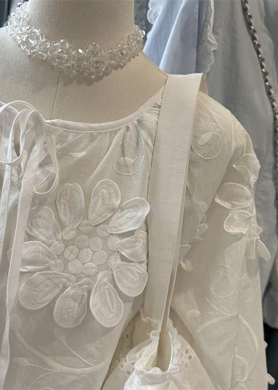 Polished Blouse with an Effortless Classic Look