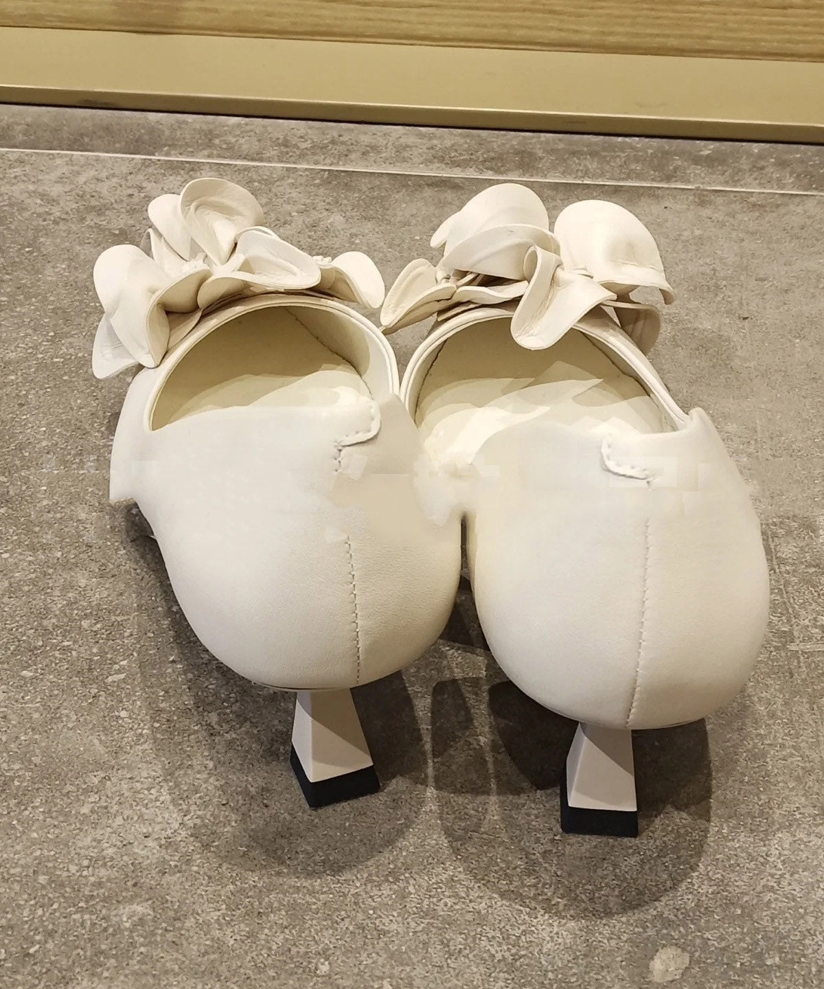 Chic Orthopedic Heels with Unique Design