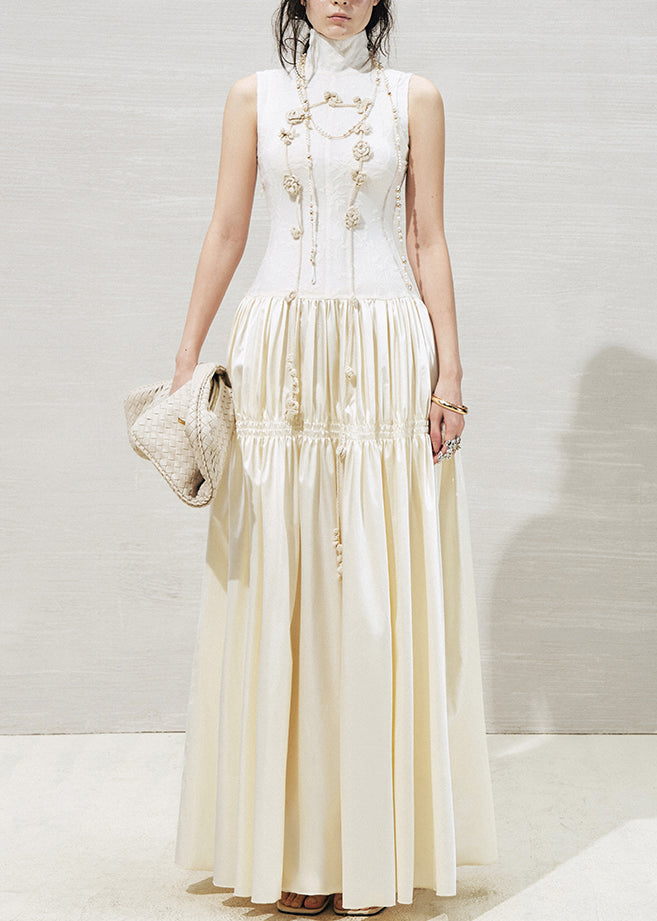 Gracefully Styled Garment for Any Occasion