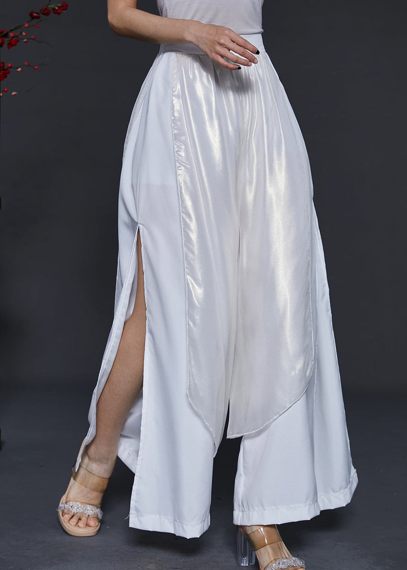 Effortlessly Elegant Pants with a Timeless Design