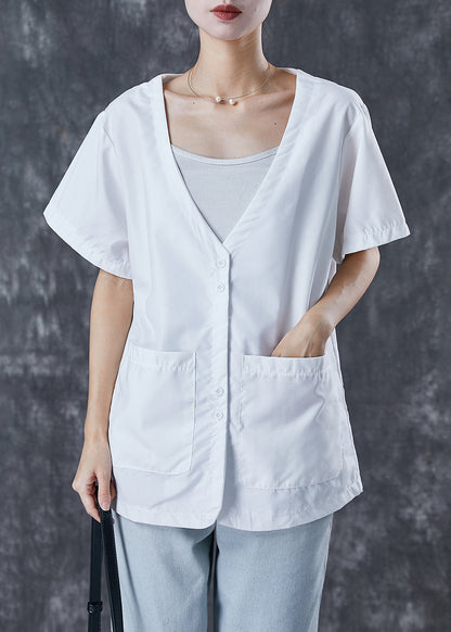 Sophisticated Blouse with a Clean Classic Look