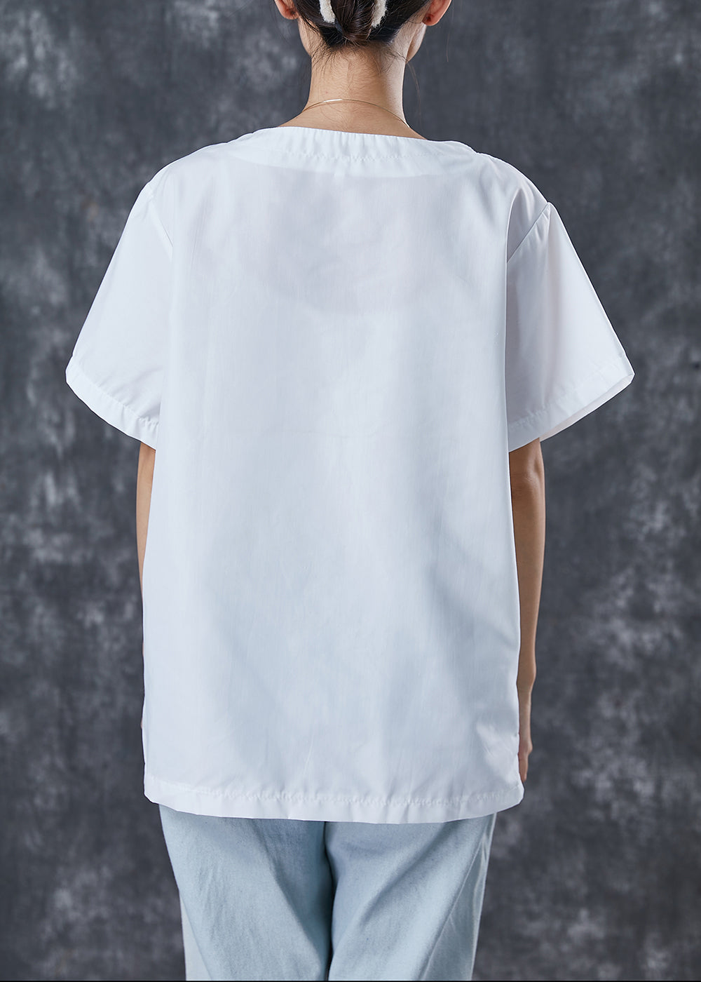 Sophisticated Blouse with a Clean Classic Look