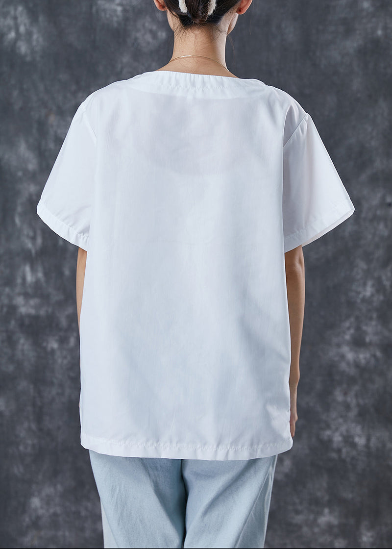 Sophisticated Blouse with a Clean Classic Look