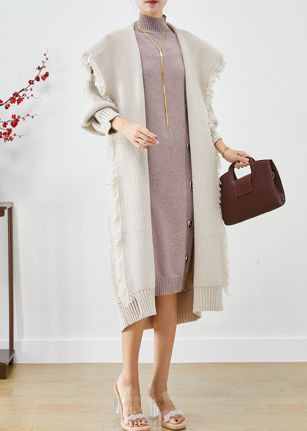 Gracefully Styled Cardigan for Any Occasion