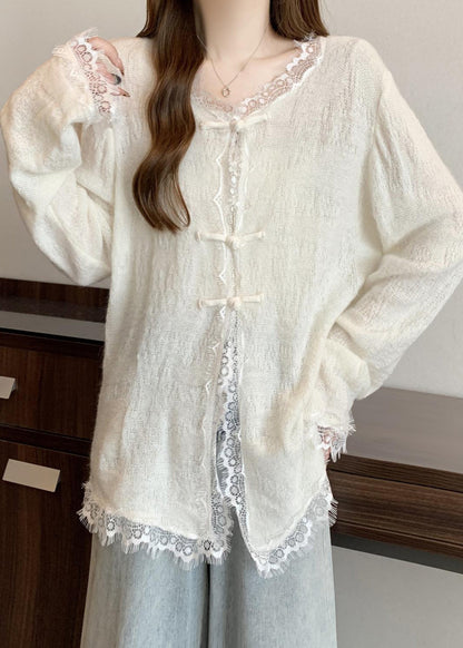 Effortlessly Elegant Cardigan with a Timeless Design