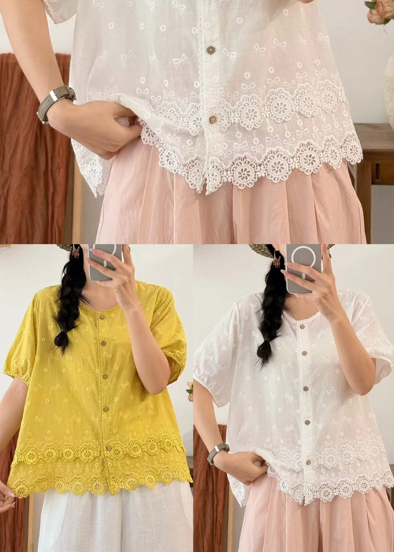 Effortlessly Elegant Blouse with a Timeless Design