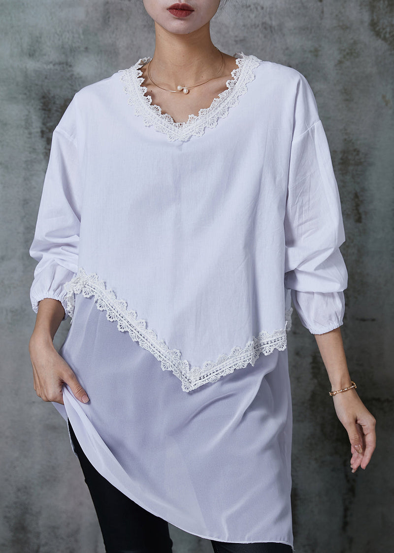 Sophisticated Blouse with a Clean Classic Look