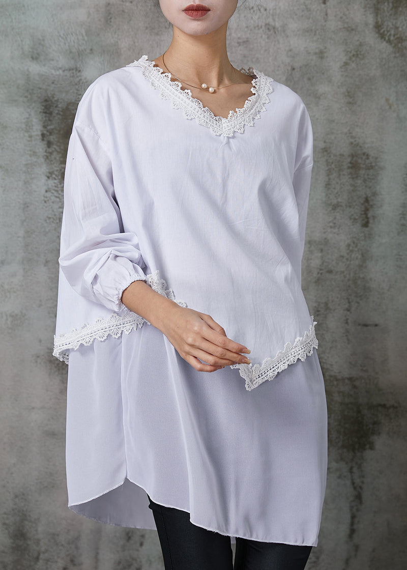 Sophisticated Blouse with a Clean Classic Look