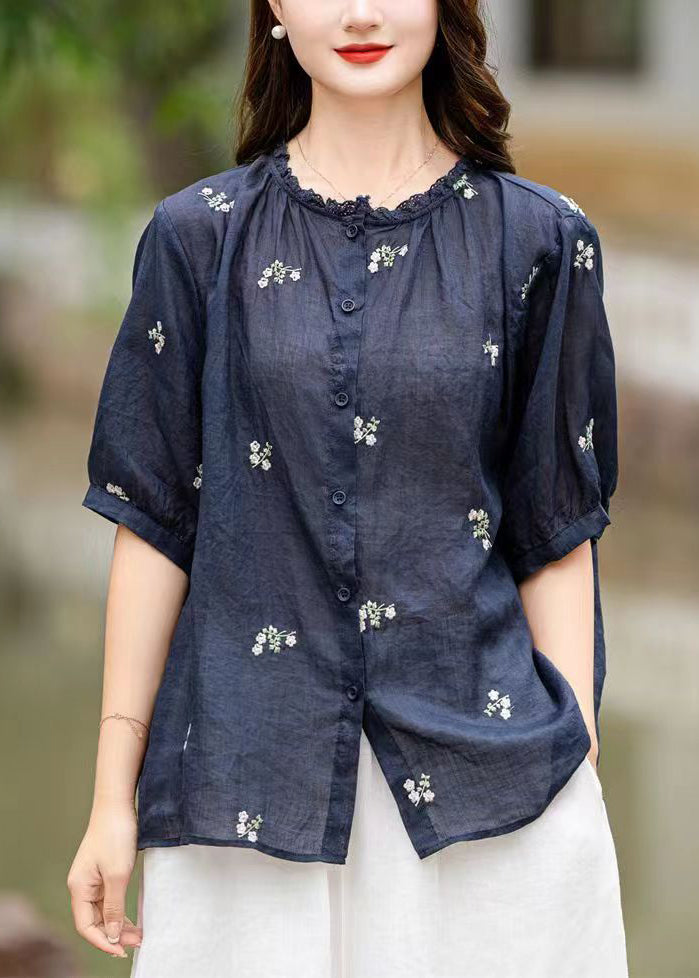 Polished Blouse with an Effortless Classic Look