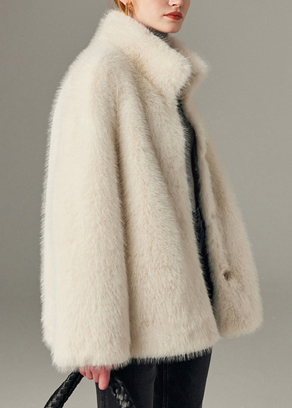 Classic Vintage & Enduringly Stylish Coat