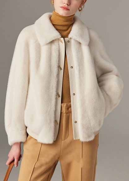 Gracefully Styled Coat for Any Occasion