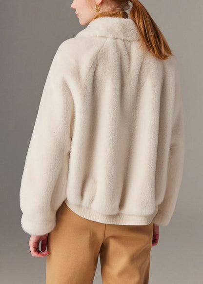 Gracefully Styled Coat for Any Occasion