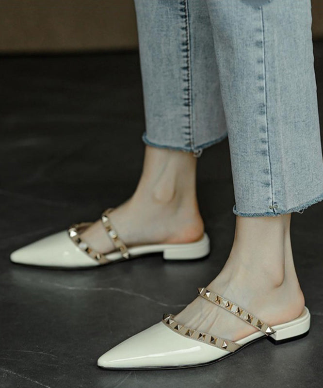 Graceful Orthopedic Sandals for Modern Look