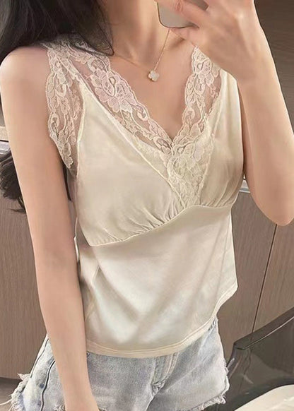 Well Tailored Garment with a Graceful Silhouette