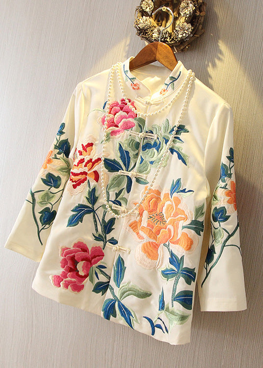 Classic Vintage & Enduringly Stylish Coat
