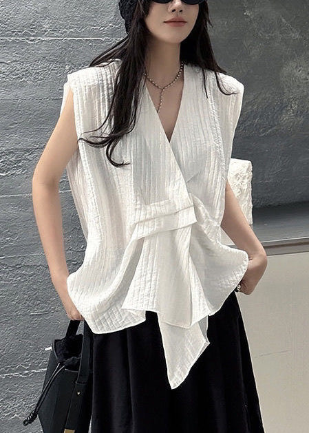 Gracefully Styled Garment for Any Occasion