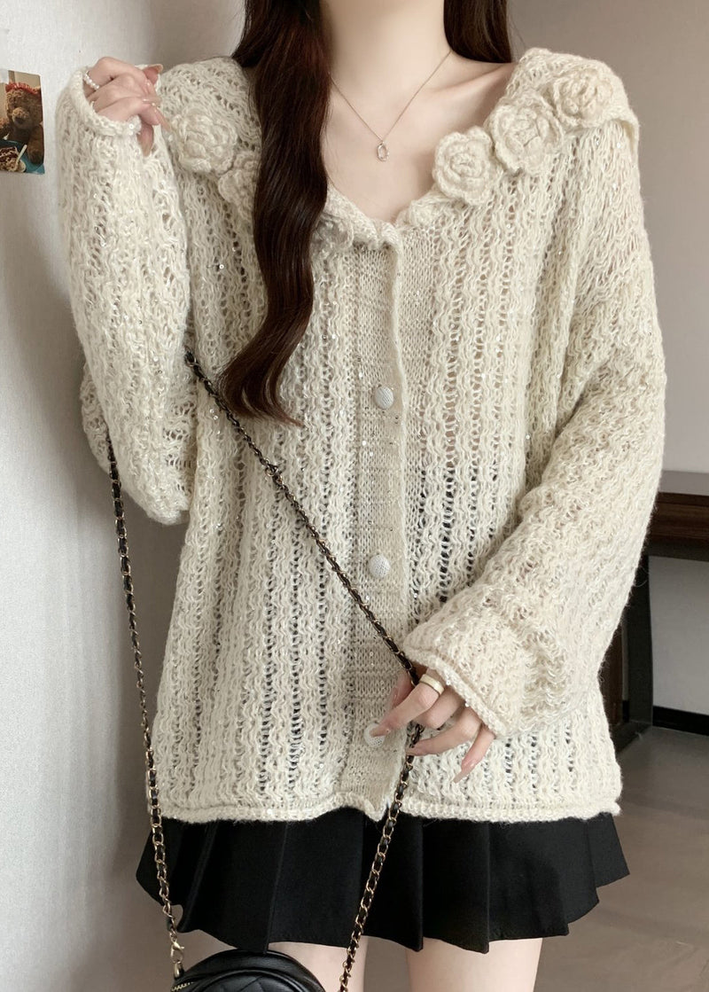 Classic Vintage Cardigan with a Flattering Fit