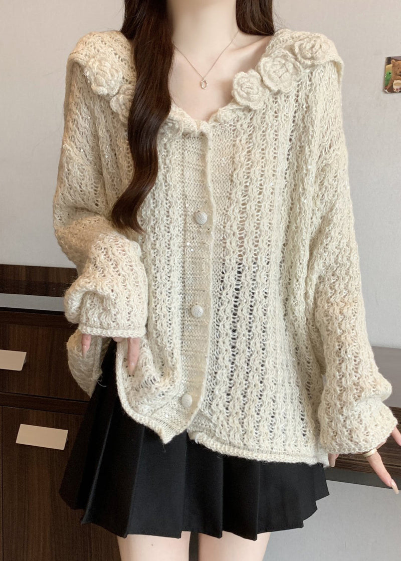 Classic Vintage Cardigan with a Flattering Fit