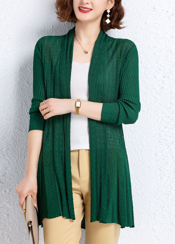Effortlessly Elegant Cardigan with a Timeless Design