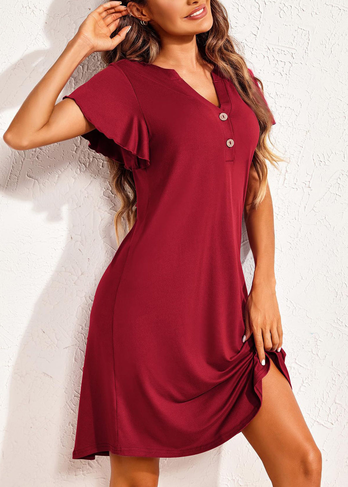 Effortlessly Elegant Dress with a Timeless Design